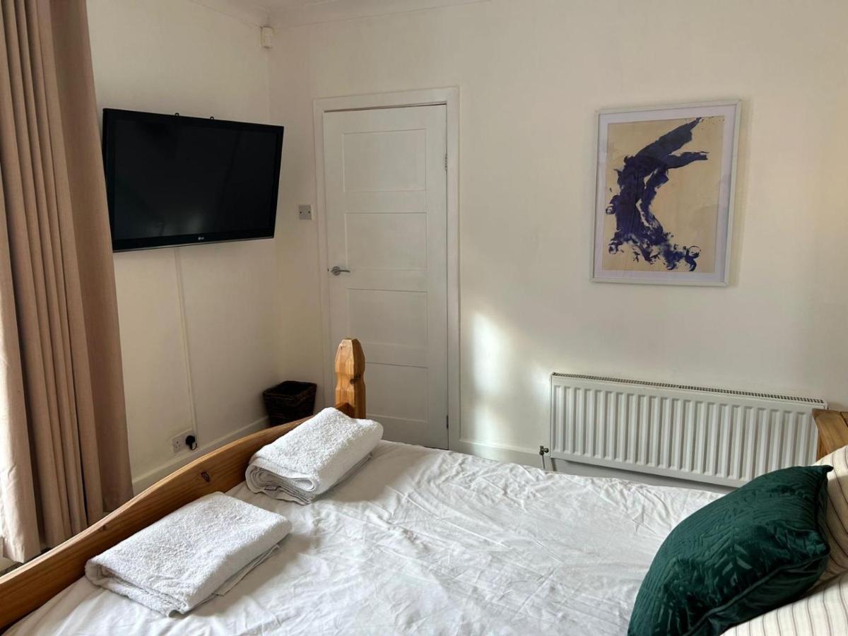 Light And Spacious Highcross Apartment Poulton-le-Fylde Екстериор снимка